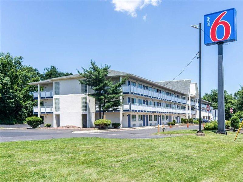 Rodeway Inn Brooklawn Buitenkant foto