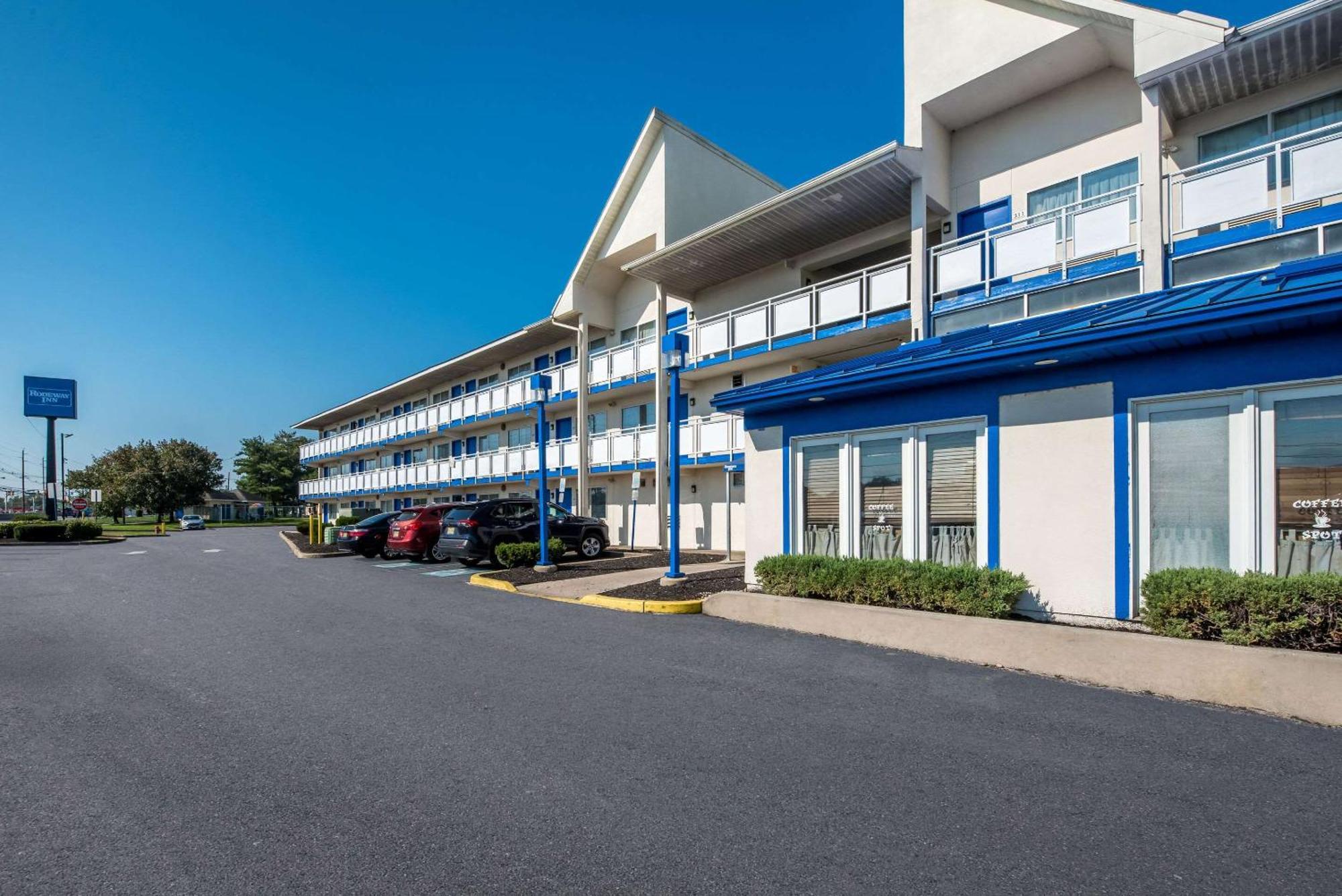 Rodeway Inn Brooklawn Buitenkant foto